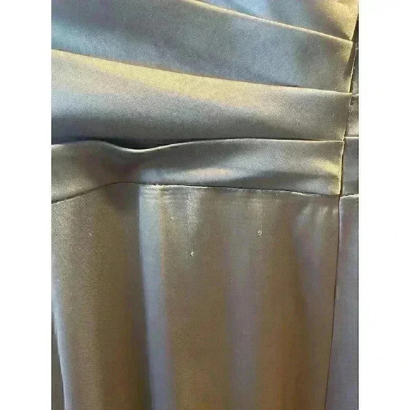 New Mac Duggal Satin Sleeveless Faux Wrap Ruched Gown Platinum Silver Size 2 - Picture 10 of 10